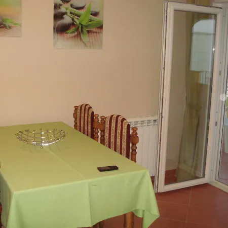 4/1 Novigrad Istria