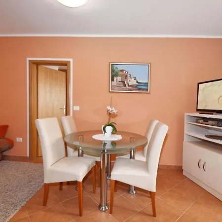 4/1 Apartment